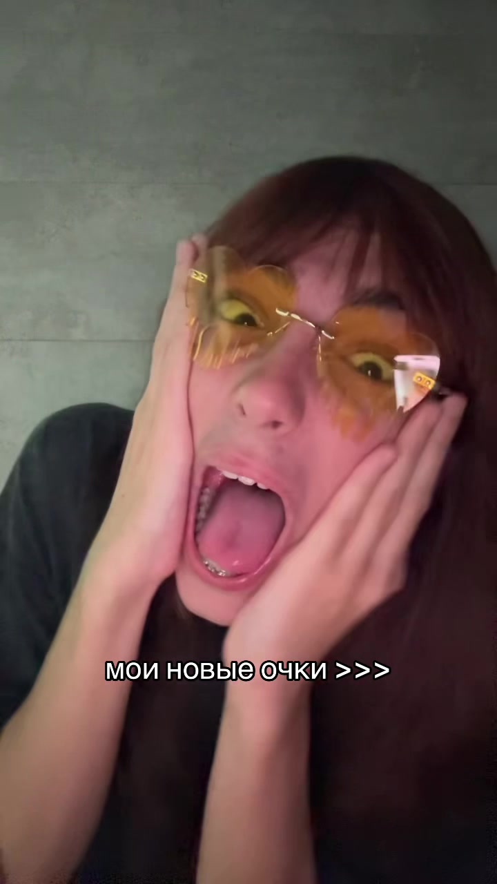 @макс котенко