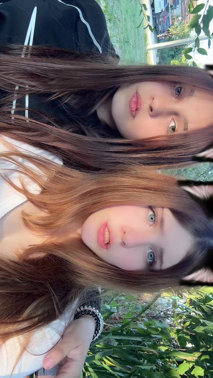 @juliaa