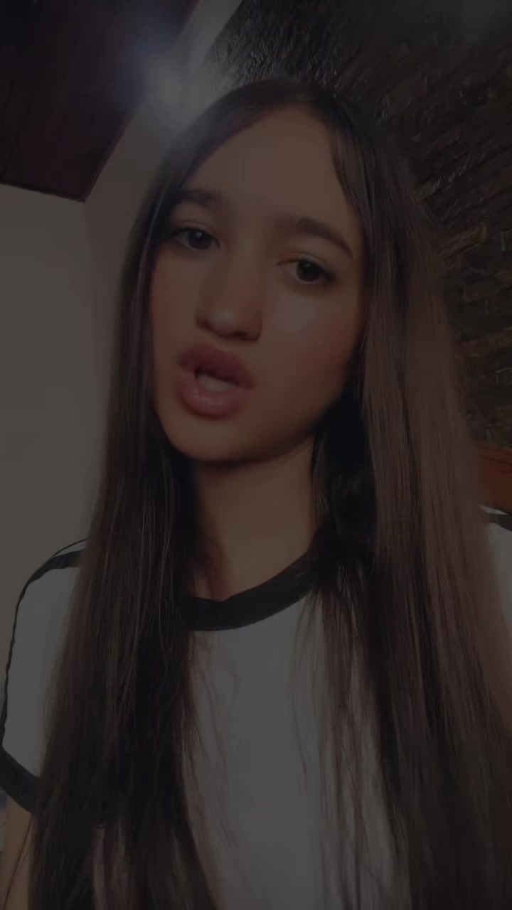 @brunetta12girl