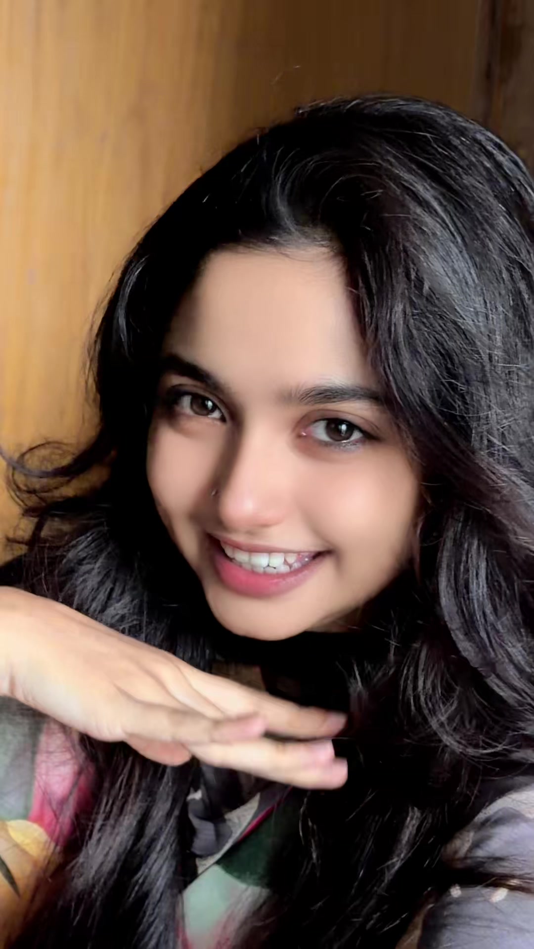 @NAINA🇧🇩