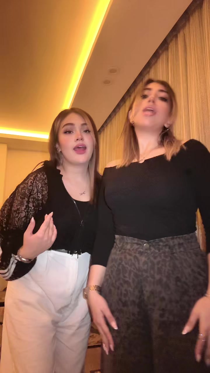 @Parnia Fallahpoor