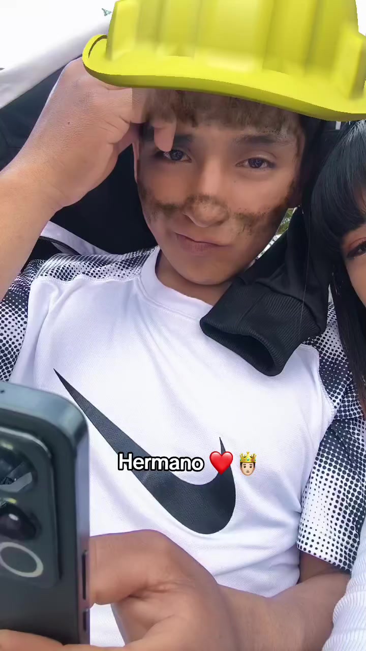 @C4mil4 😍_💗