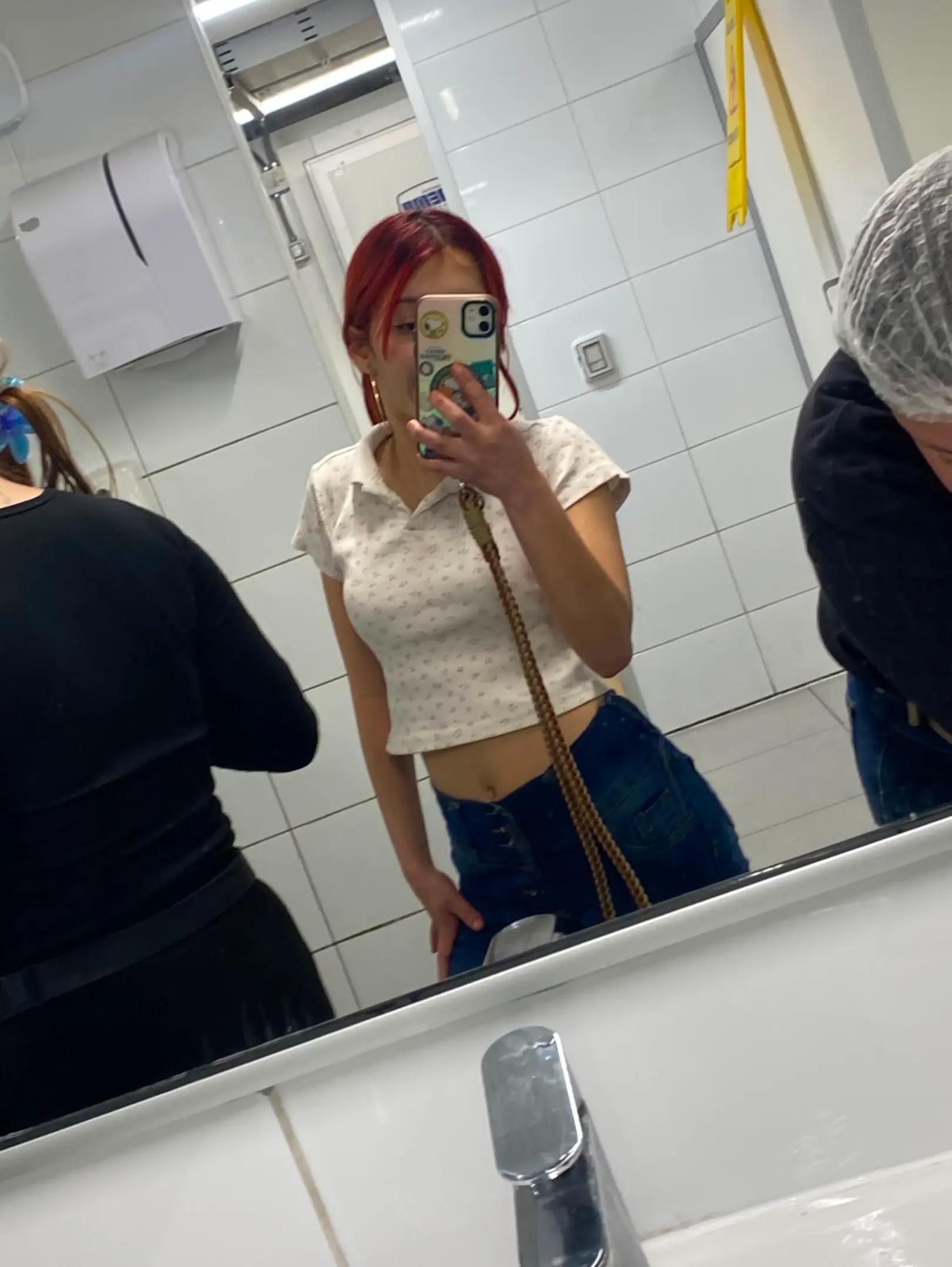 @Vale pi&ntilde;a 🍒