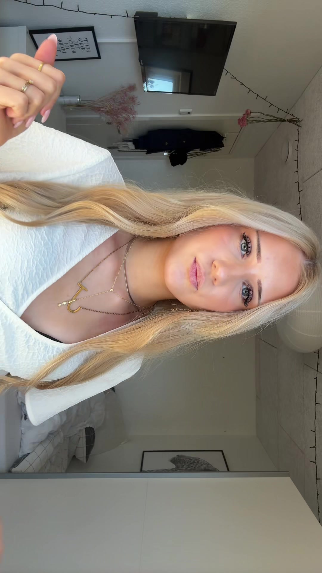 @𝒥𝓊𝓁𝒾ℯ