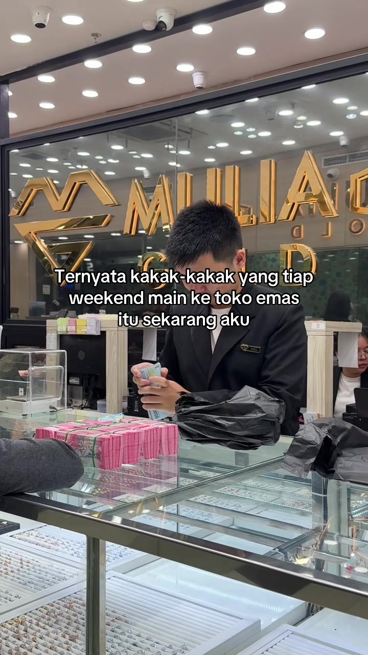 @Toko Emas Mulia Gold Palembang