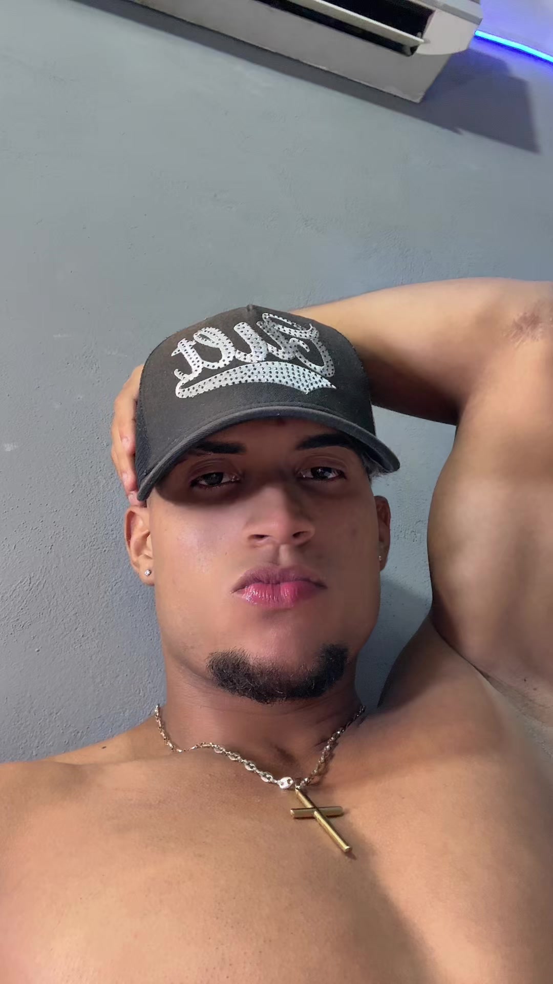@Luis Ayala