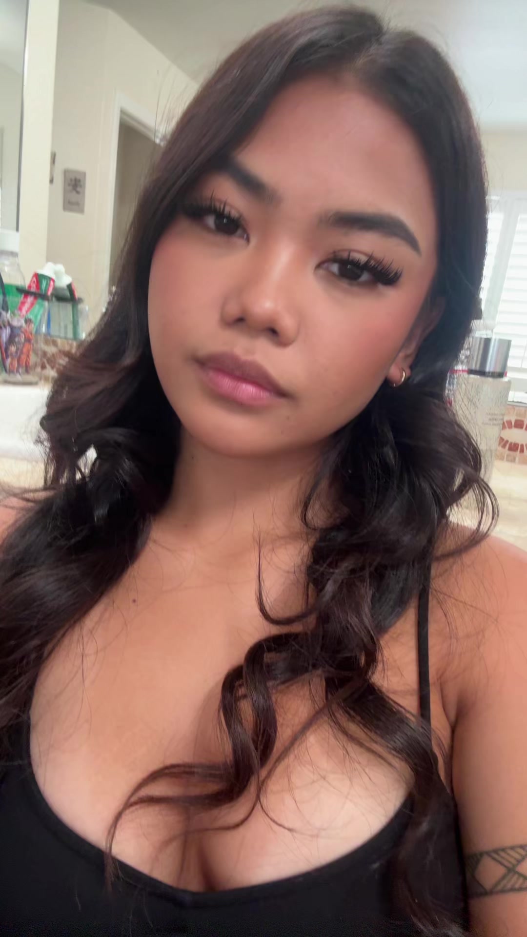 @️