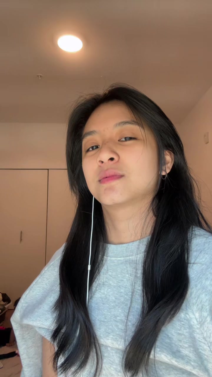 @<