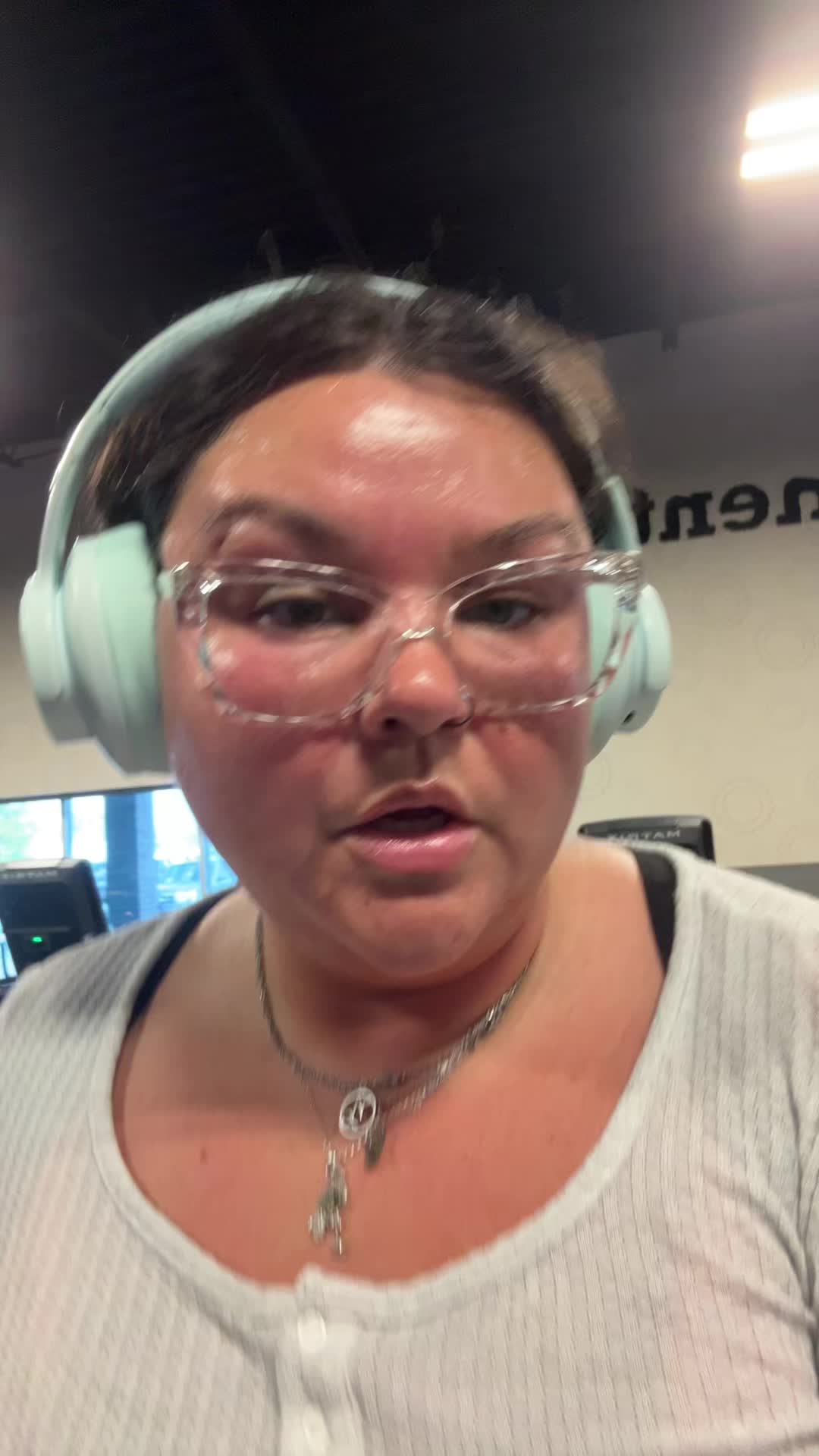 @craycray raerae