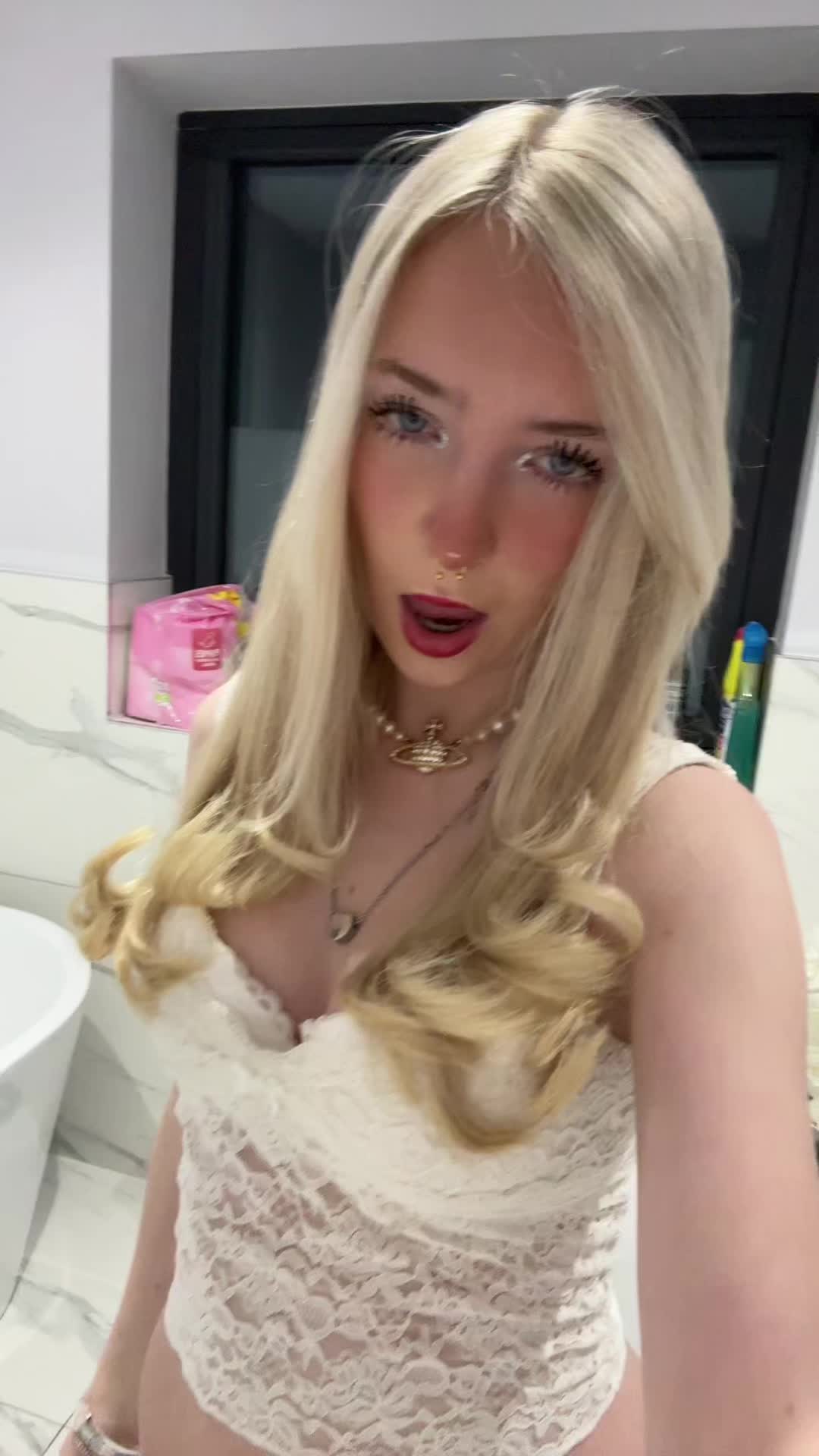 @🪽