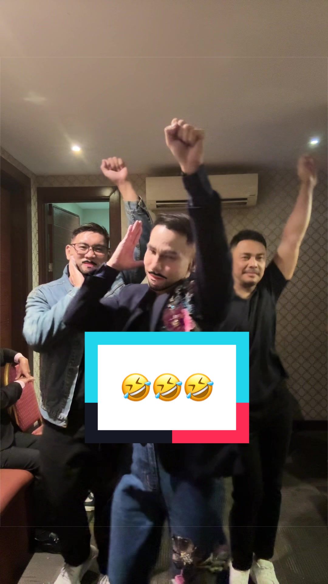 @Jay Chan Marquez
