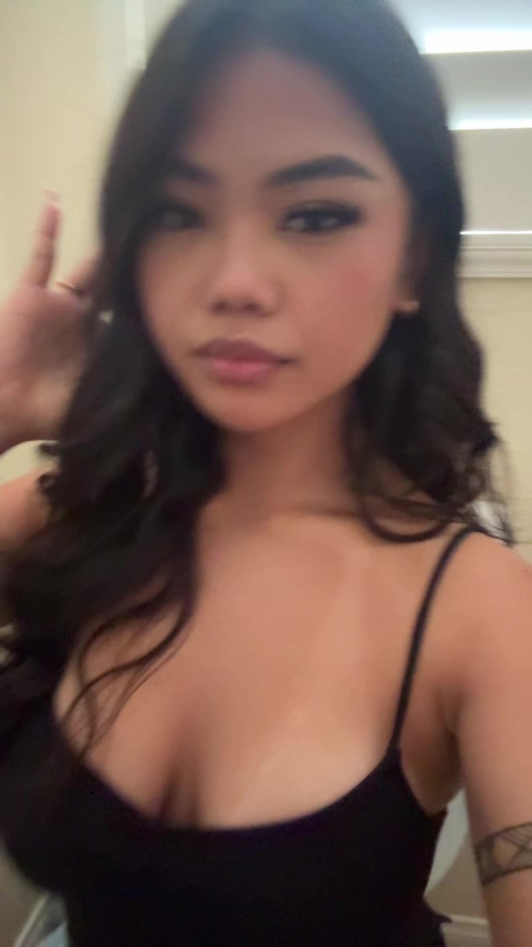 @️