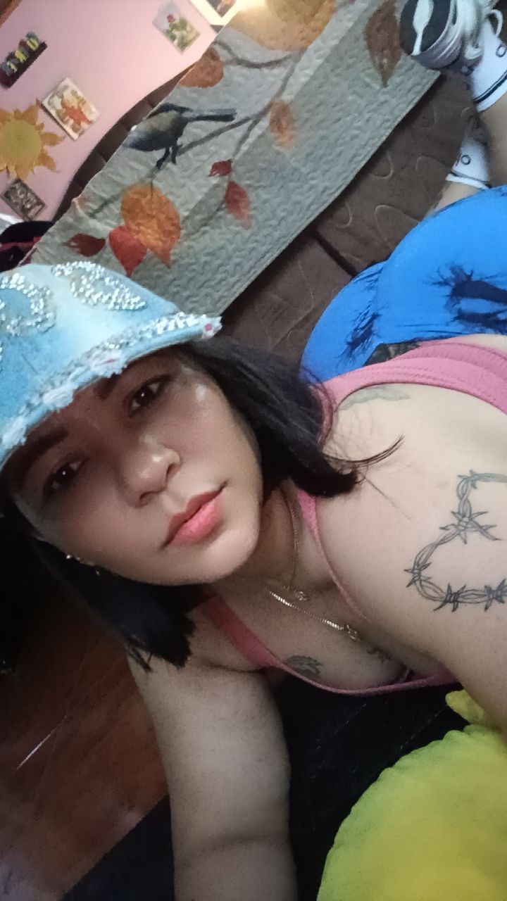 @Bombomcita🍑Hermana🦉Perdido💋