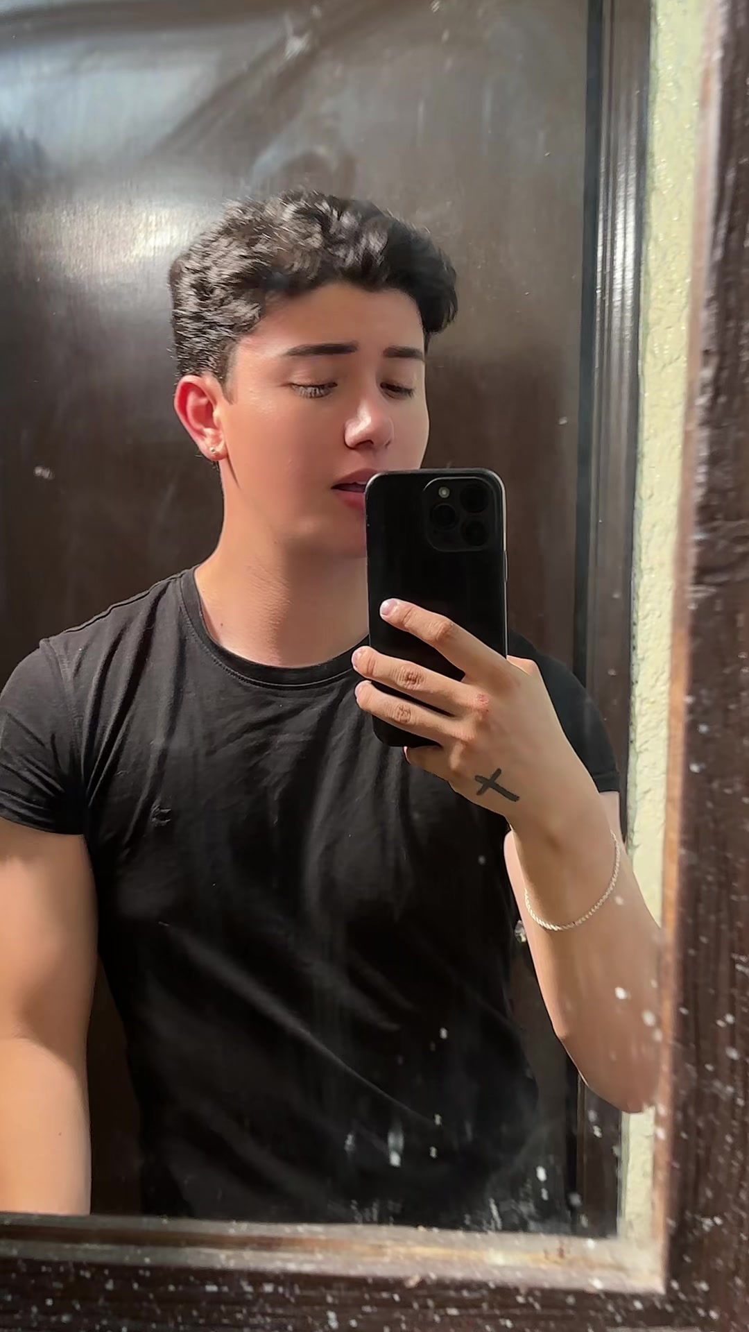@Angel Vazquez