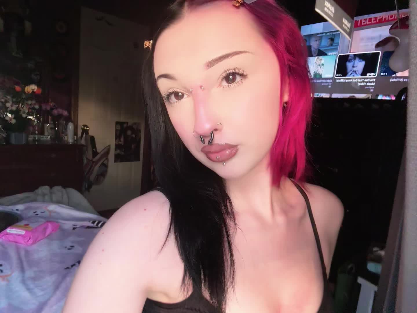 @⚰️♰𝓐𝓷𝓷𝓪&ensp;𝓑𝓵𝓪𝓲𝓻𝓮♰⚰️