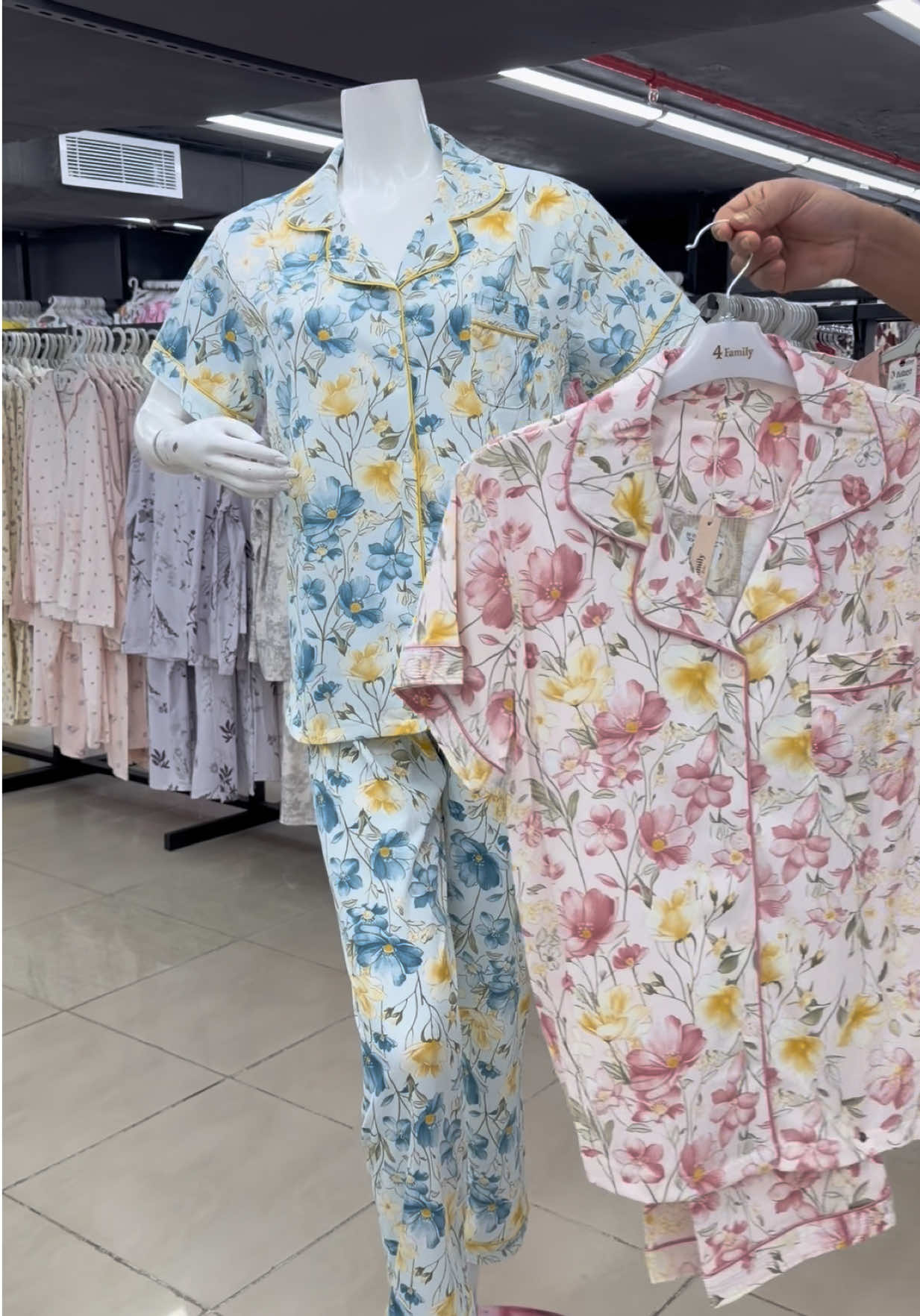 @العائلة آوتليت | family Outlet