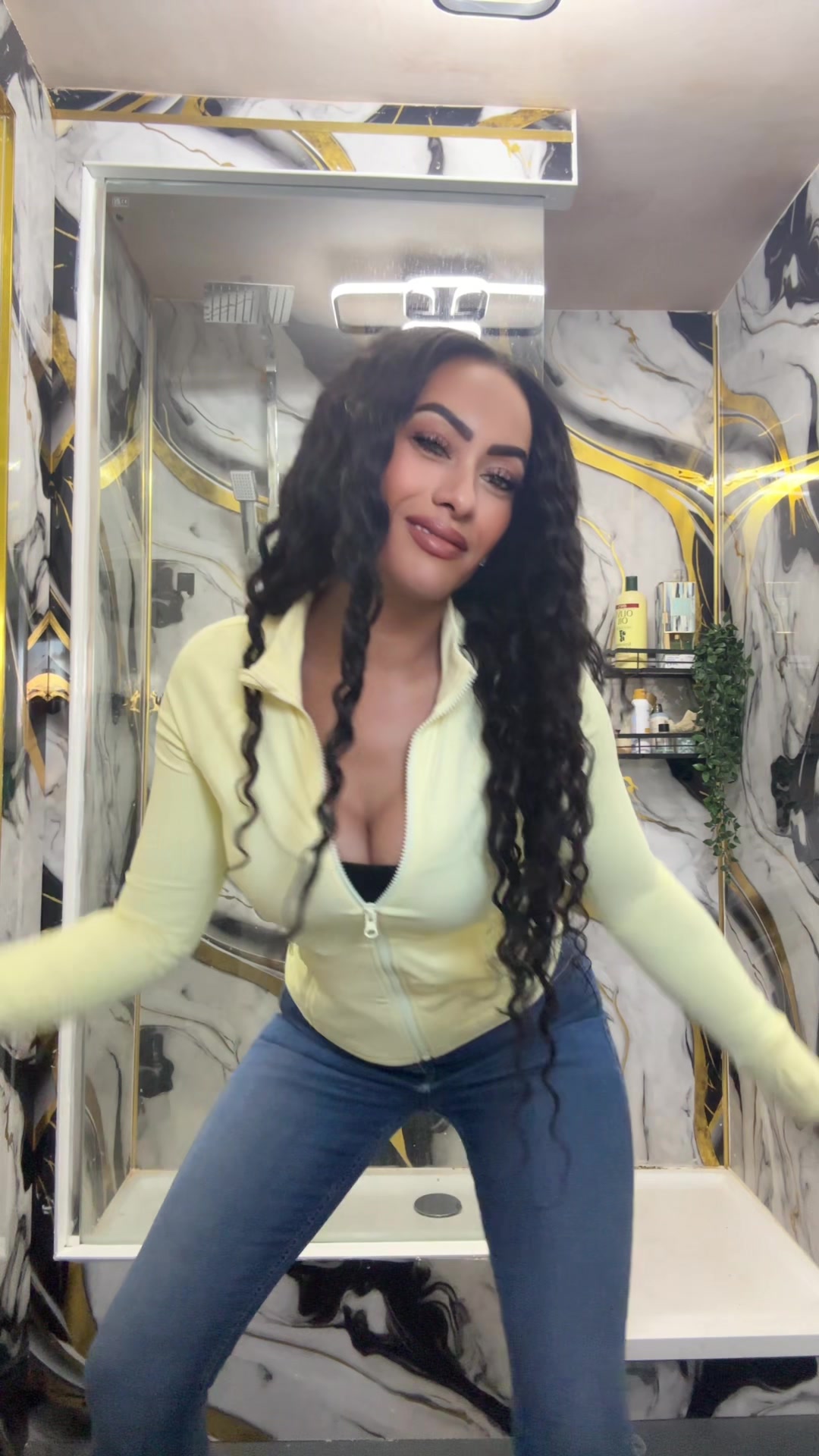 @lishyjeanrose
