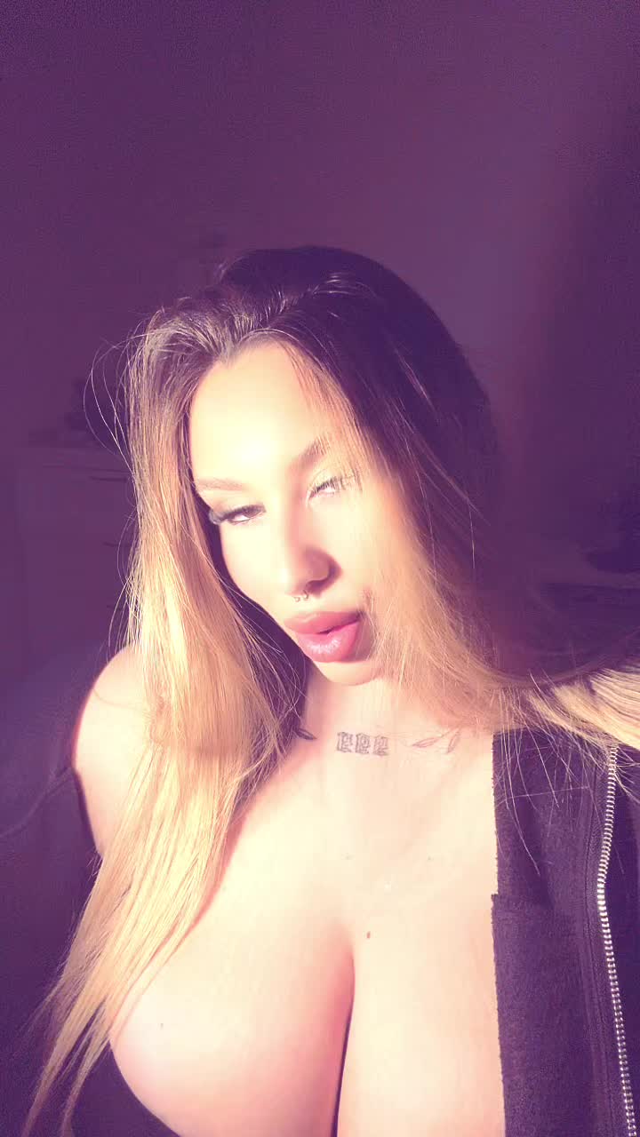 @Valeriaverzini