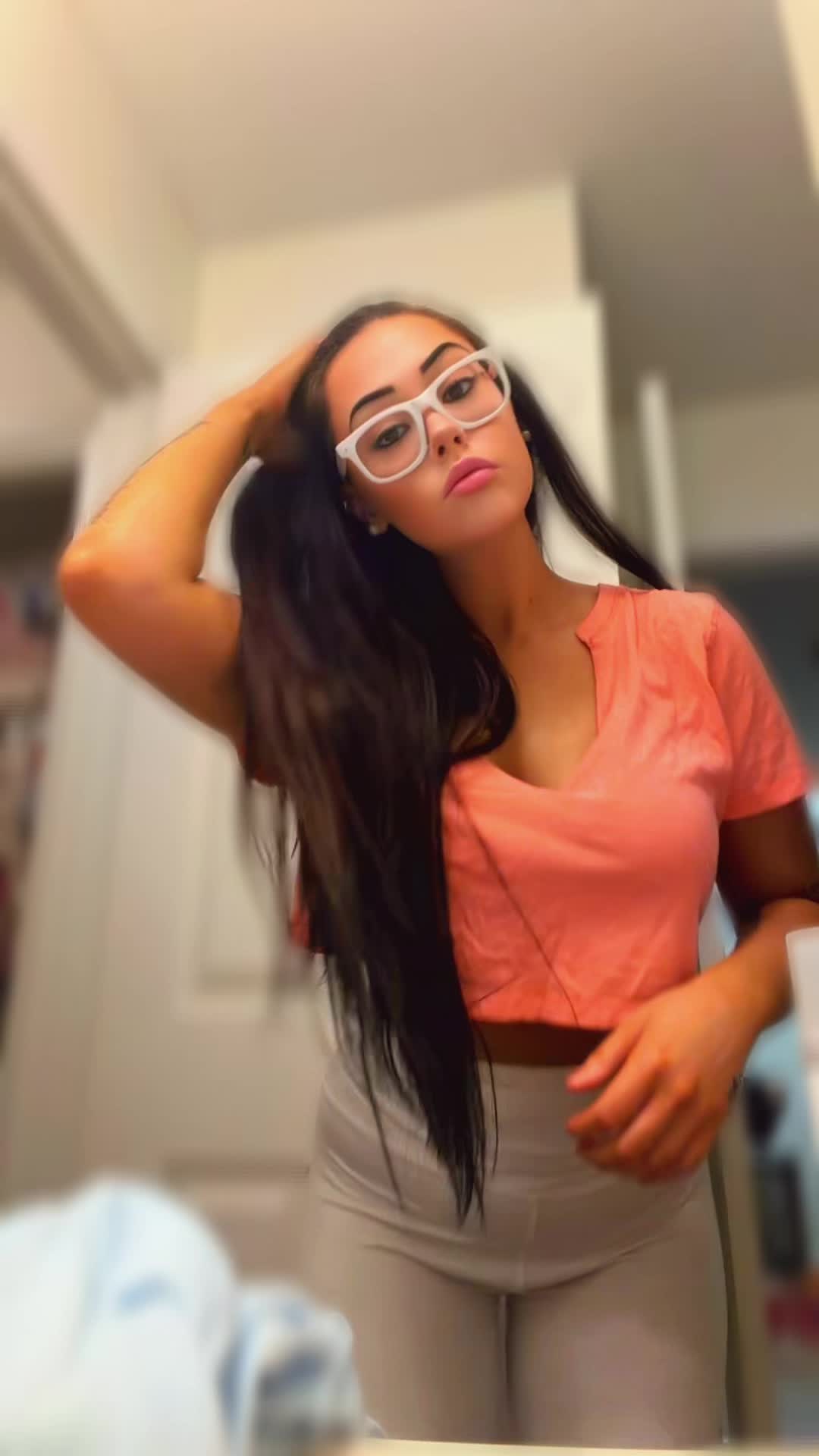 @emilia.reagan