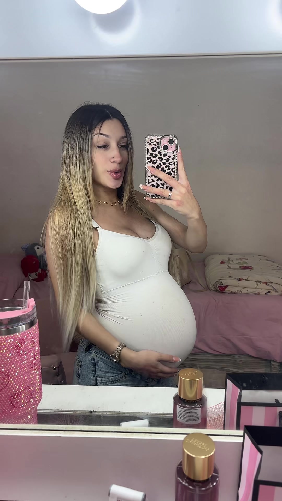 @𝐌 𝐀 𝐋 𝐄 𝐍 𝐀 🎀