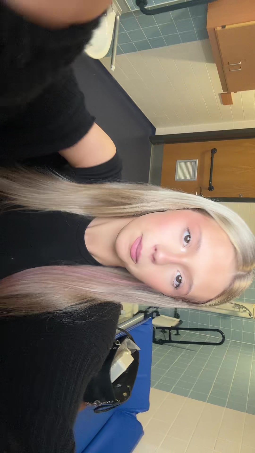 @𝐥𝐚𝐲𝐥𝐚 𝐤𝐢𝐦 ꨄ︎