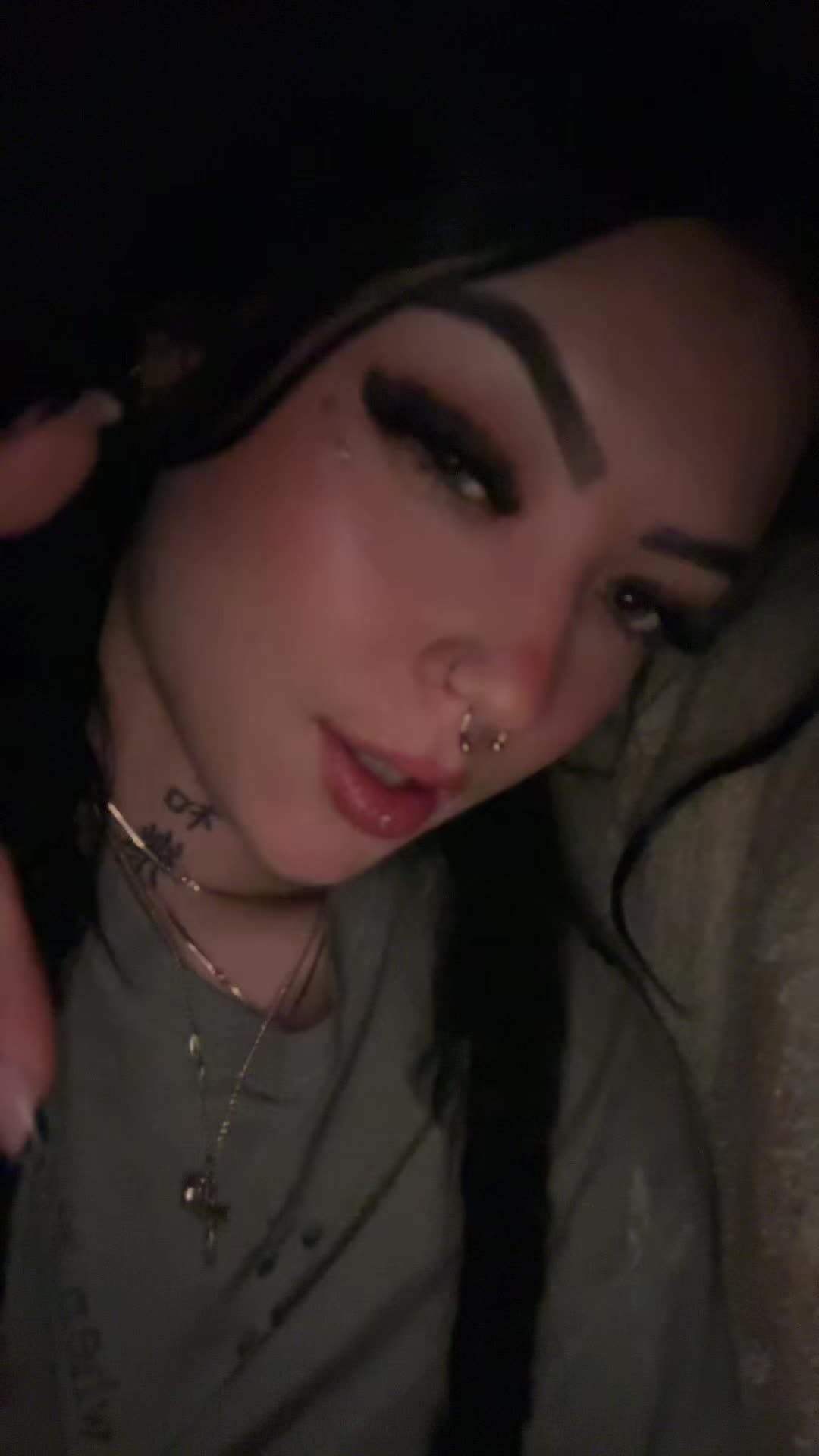 @𝑅ℎ𝑦𝑎𝑛 ♡︎
