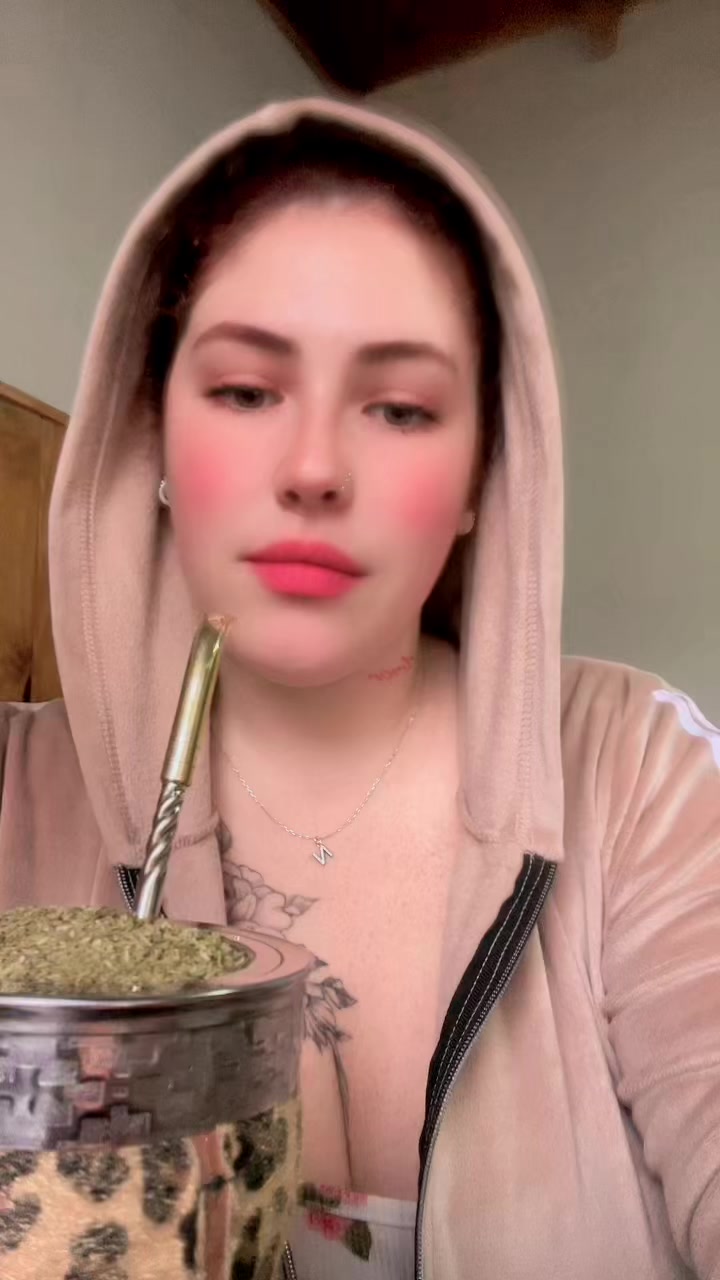 @NicoleBorea