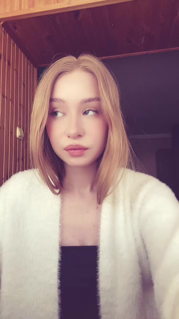 @Ксю🩷