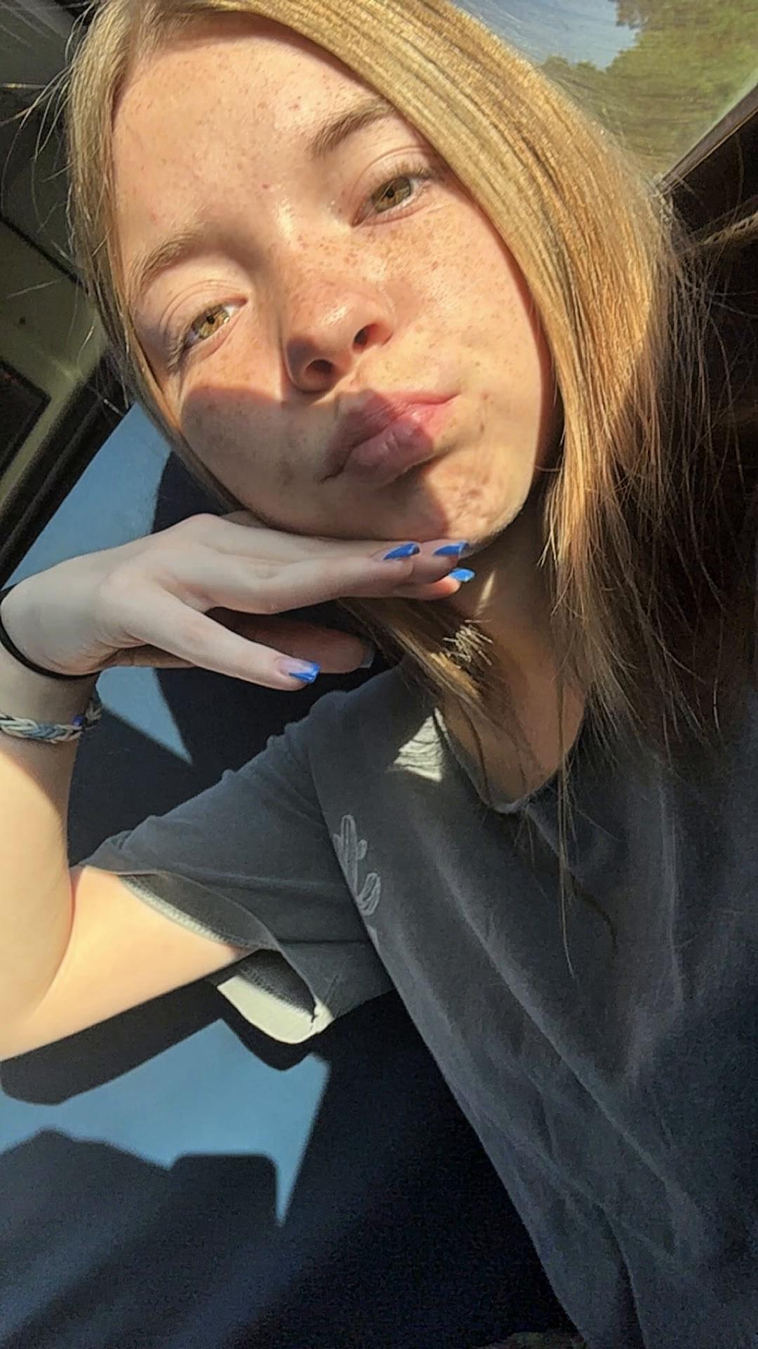 @They_hate_lizzie16