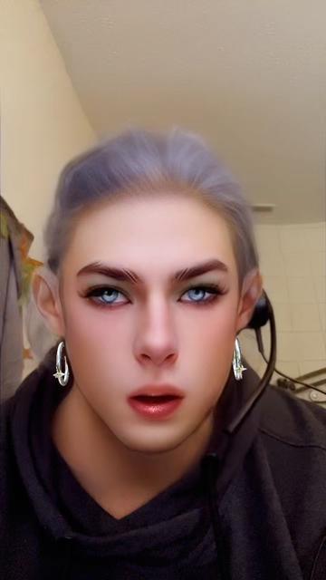 @MsVagina