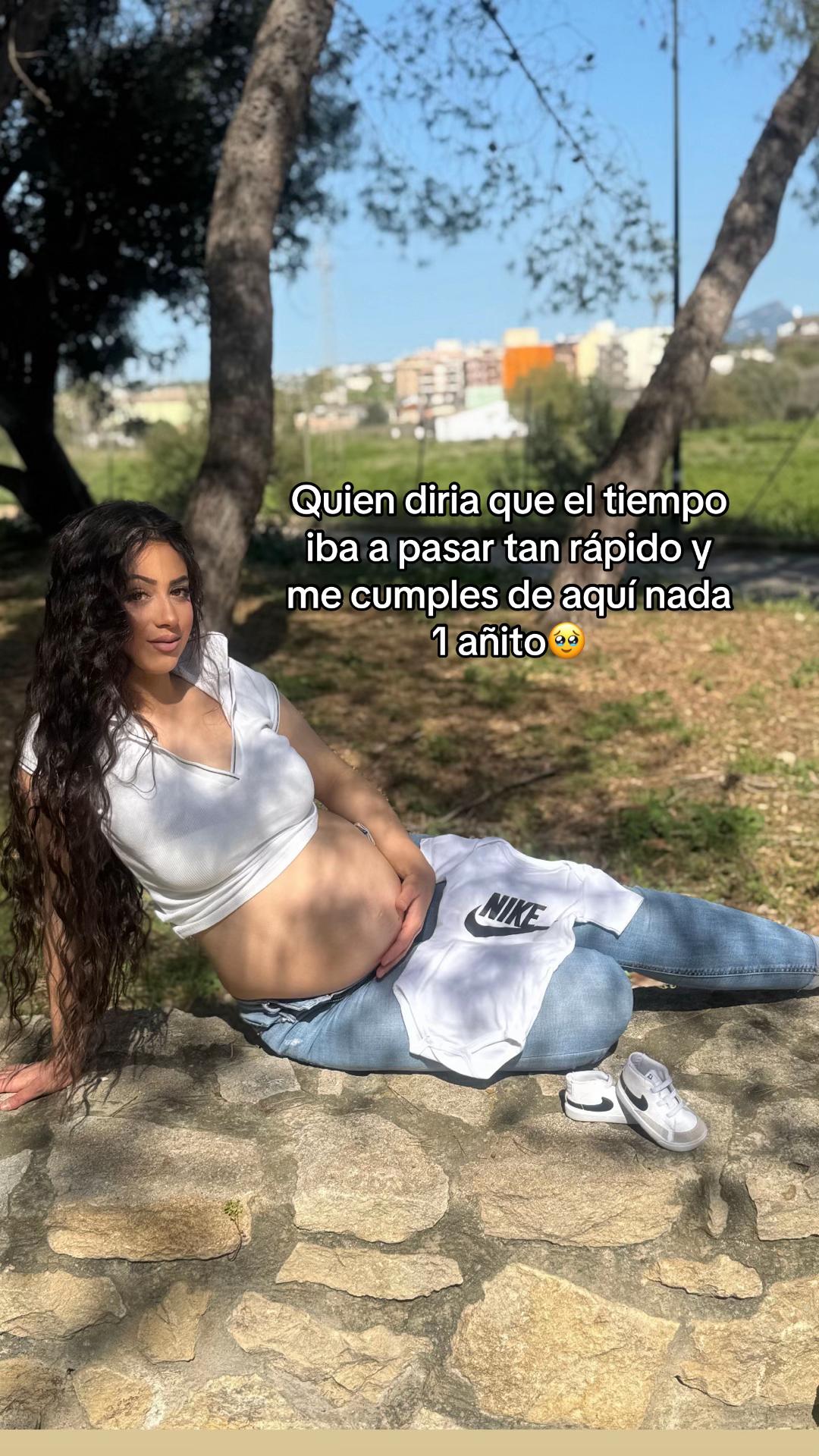 @𝐸𝑙𝑒𝑛𝑎🎀