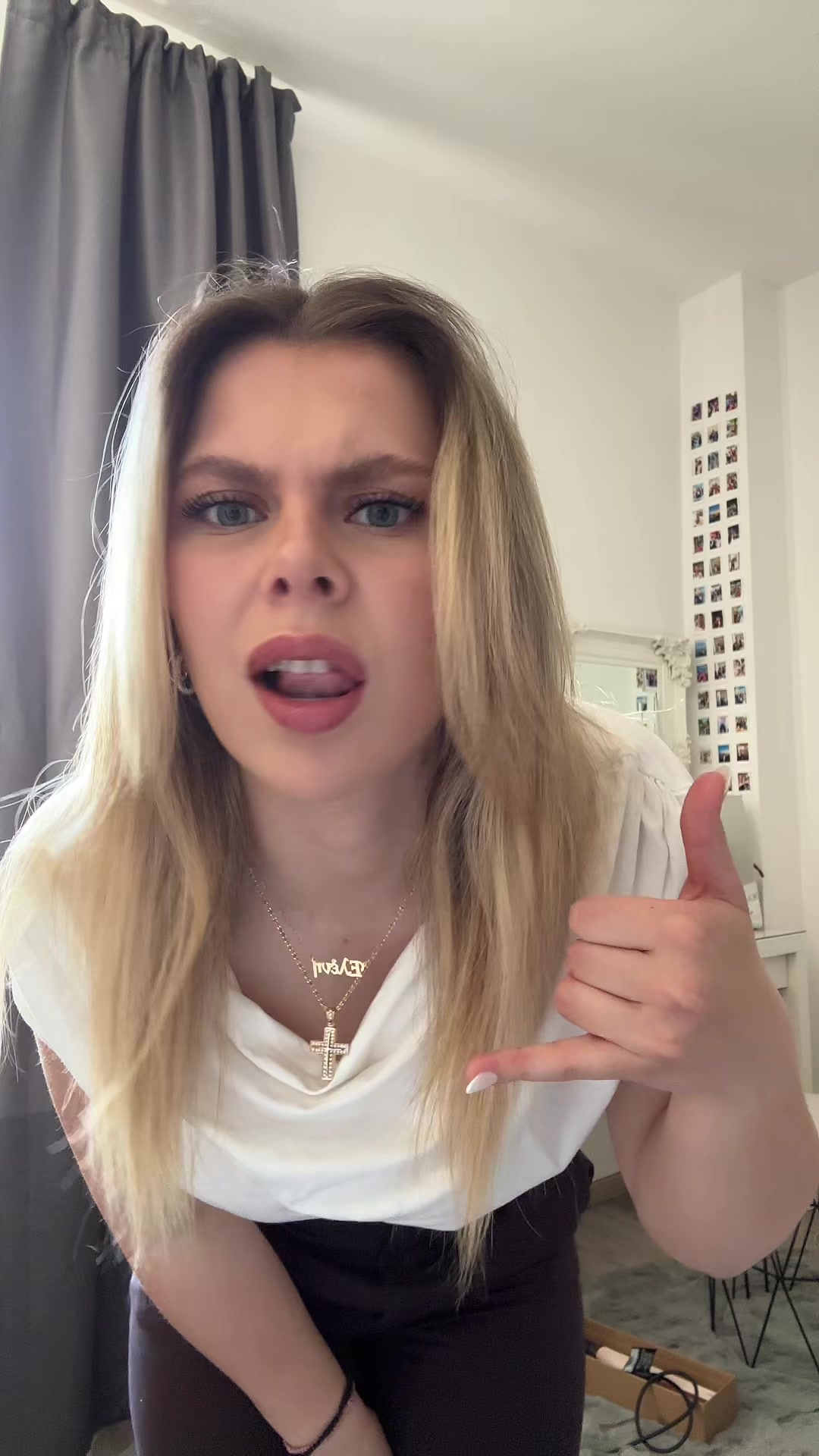 @elena