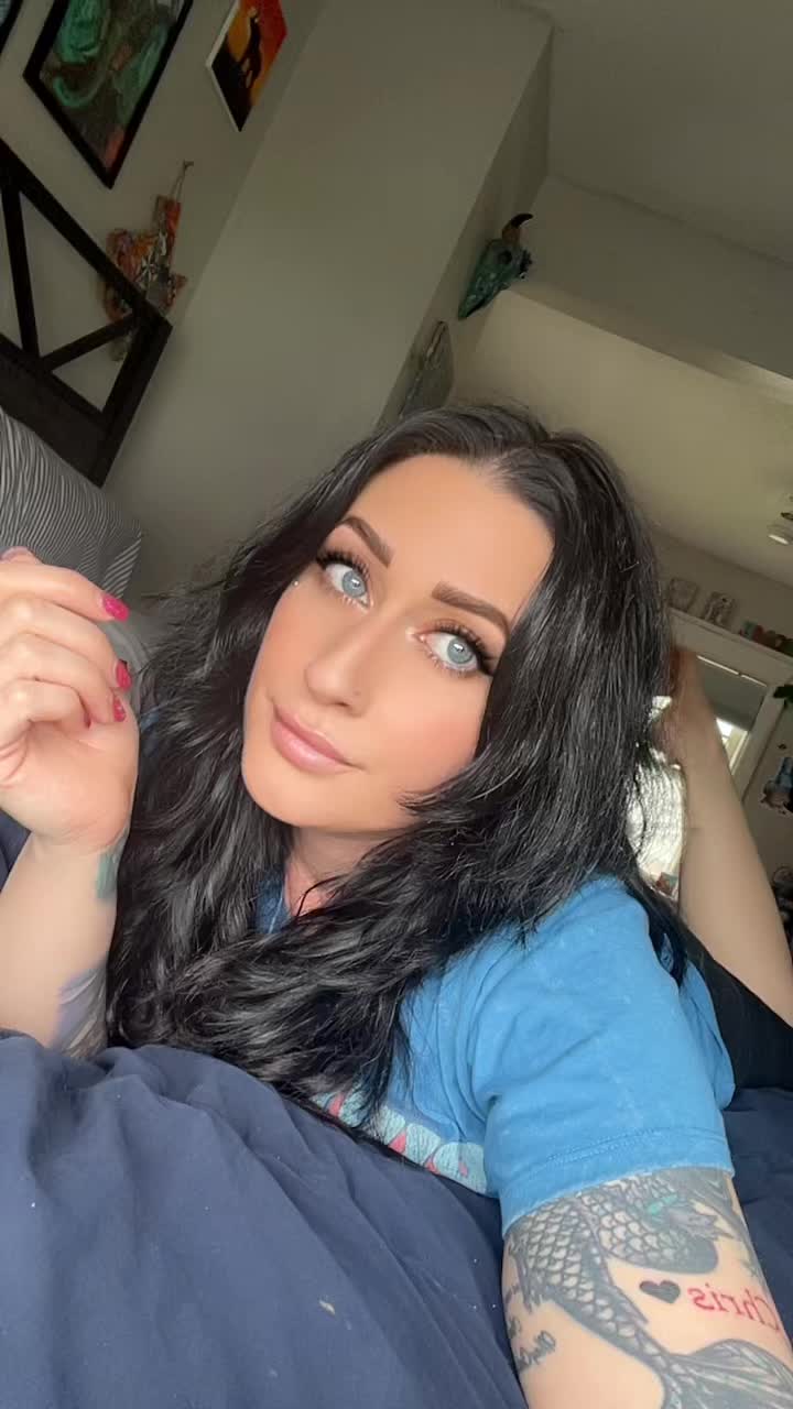 @Valentina Marie
