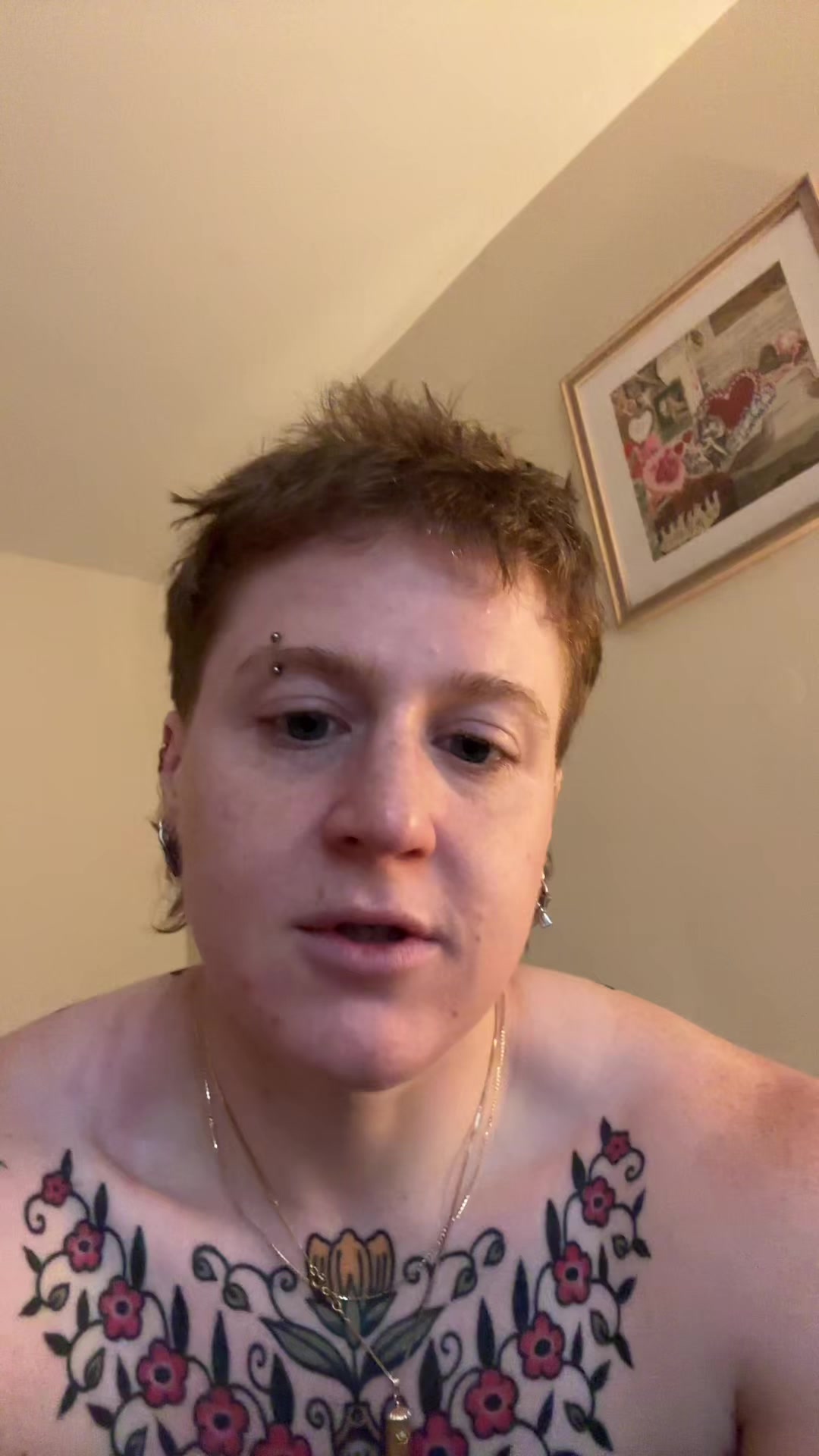 @lesbianlifts
