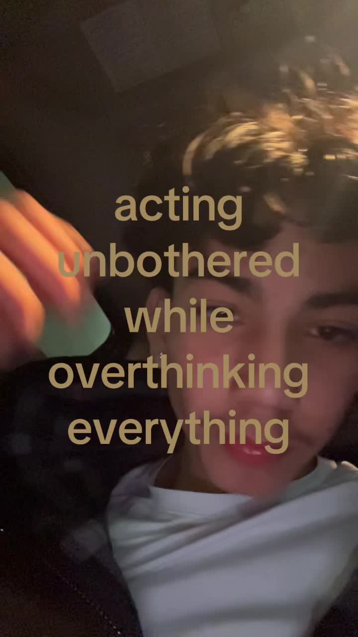 @⃟