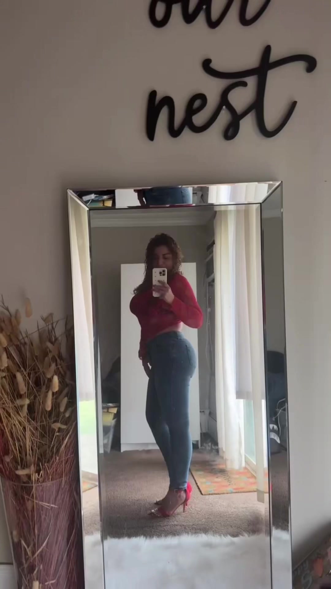 @Laurita Brito