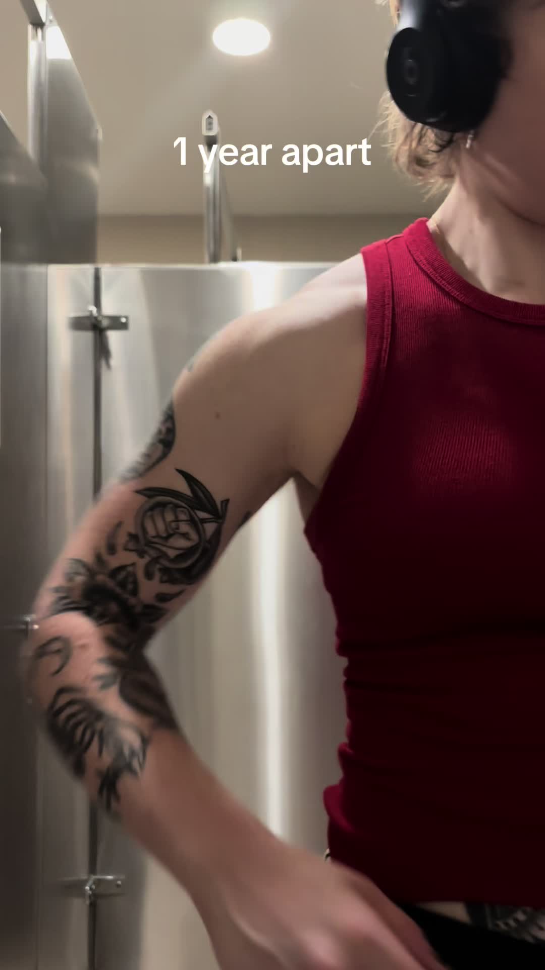 @lesbianlifts