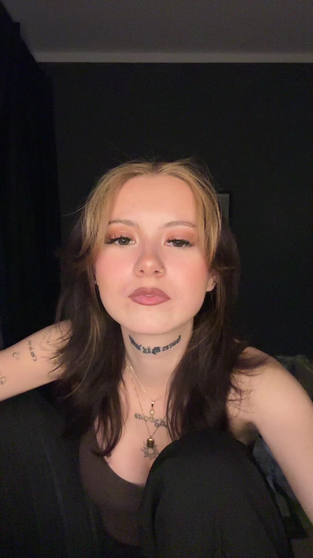 @𝑙𝑖𝑙𝑠