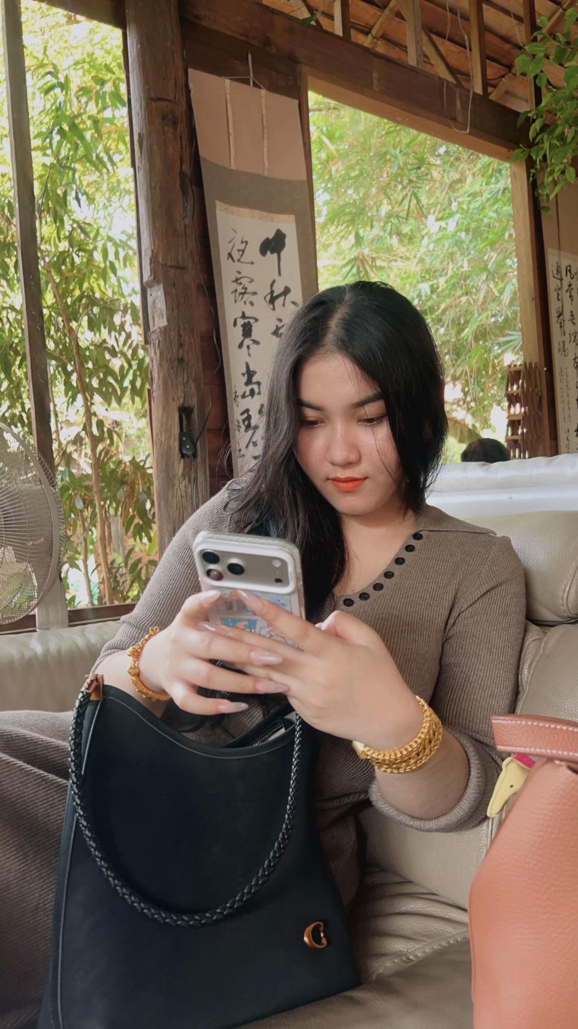 @Malaty-ម៉ាឡាទី