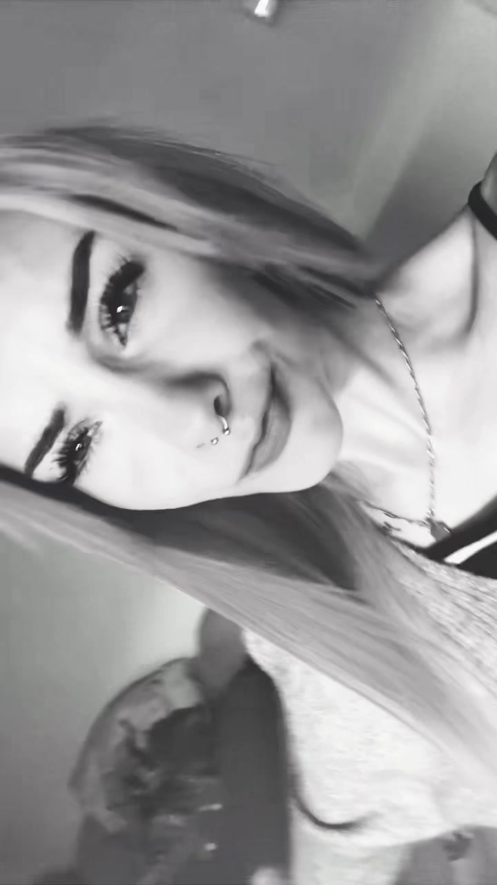 @leachristindzur