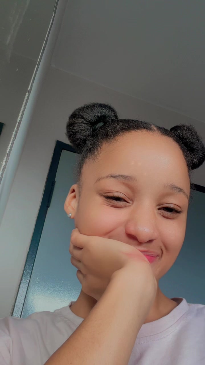 @aisha kamogelo