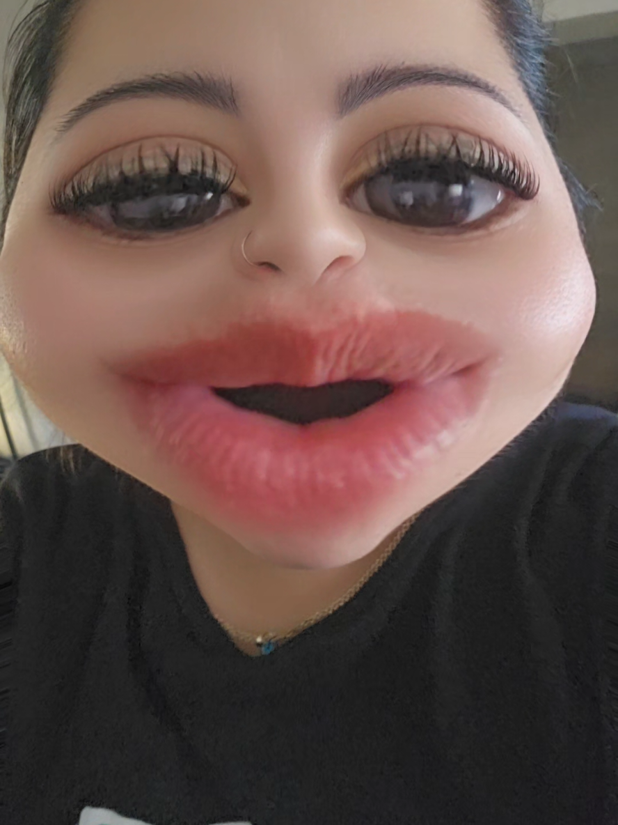 @𝐦𝐚𝐲𝐫𝐚 🧿✨️