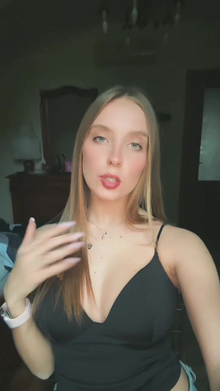 @arii👸🏼🪩🌸🌟🎀
