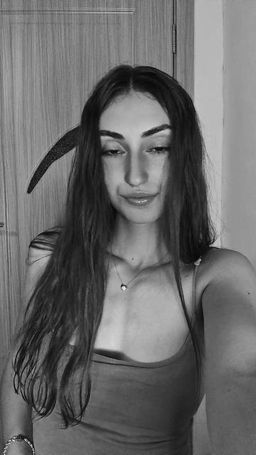 @Denisa