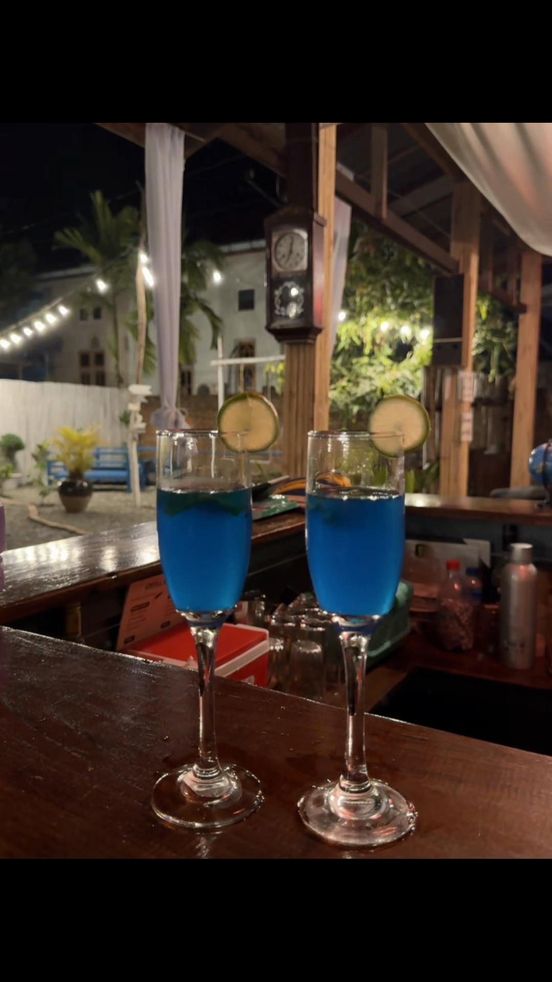 @Chill & Cheers Bar
