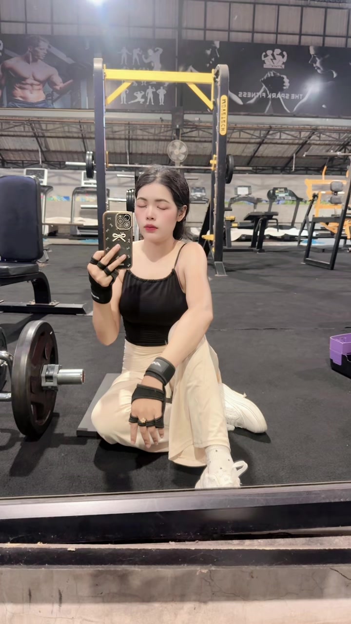 @ນ້ອຍ小小