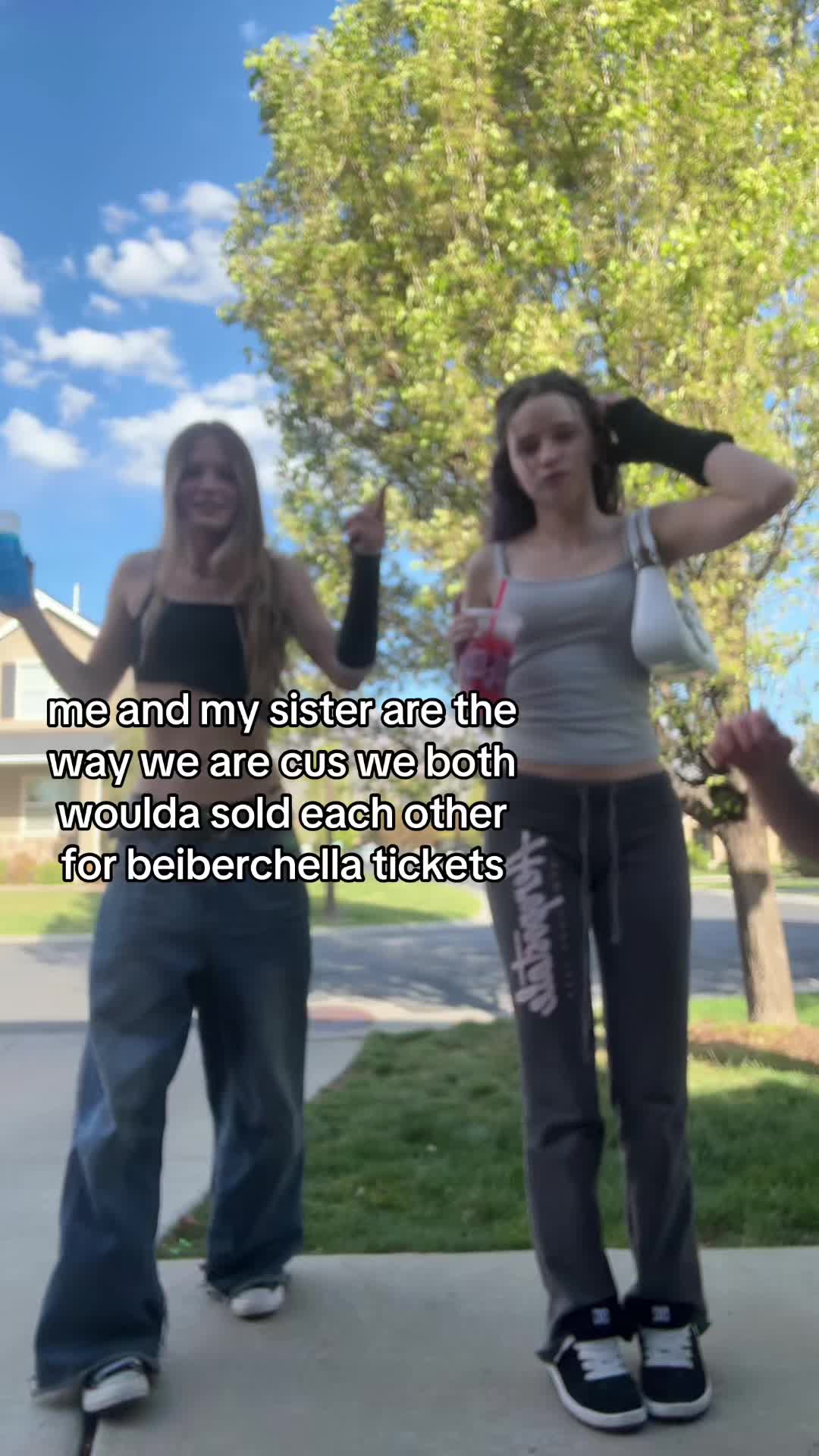 @its_ella__here 🦒