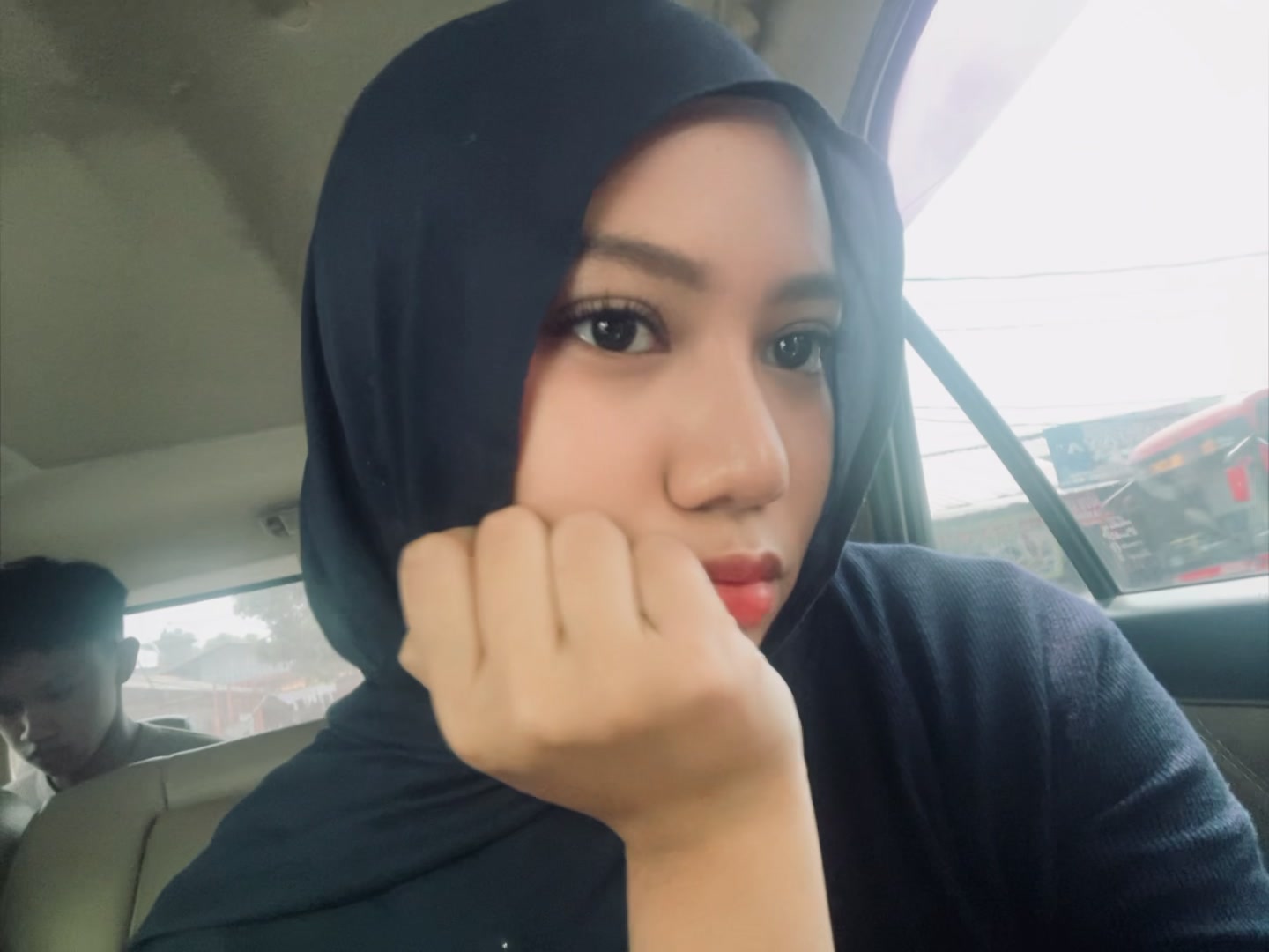 @nisshie