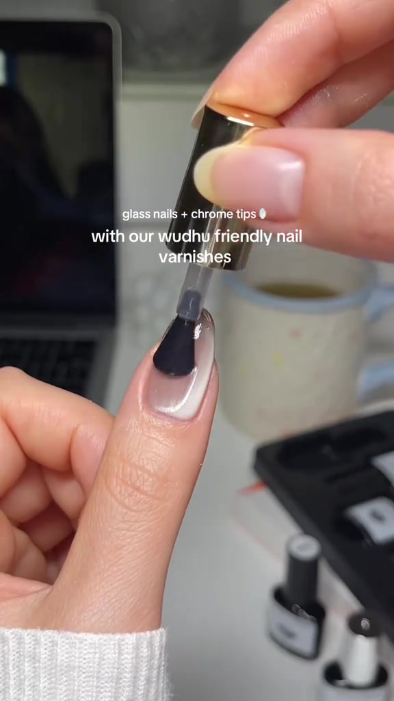 @Nailbea Nails