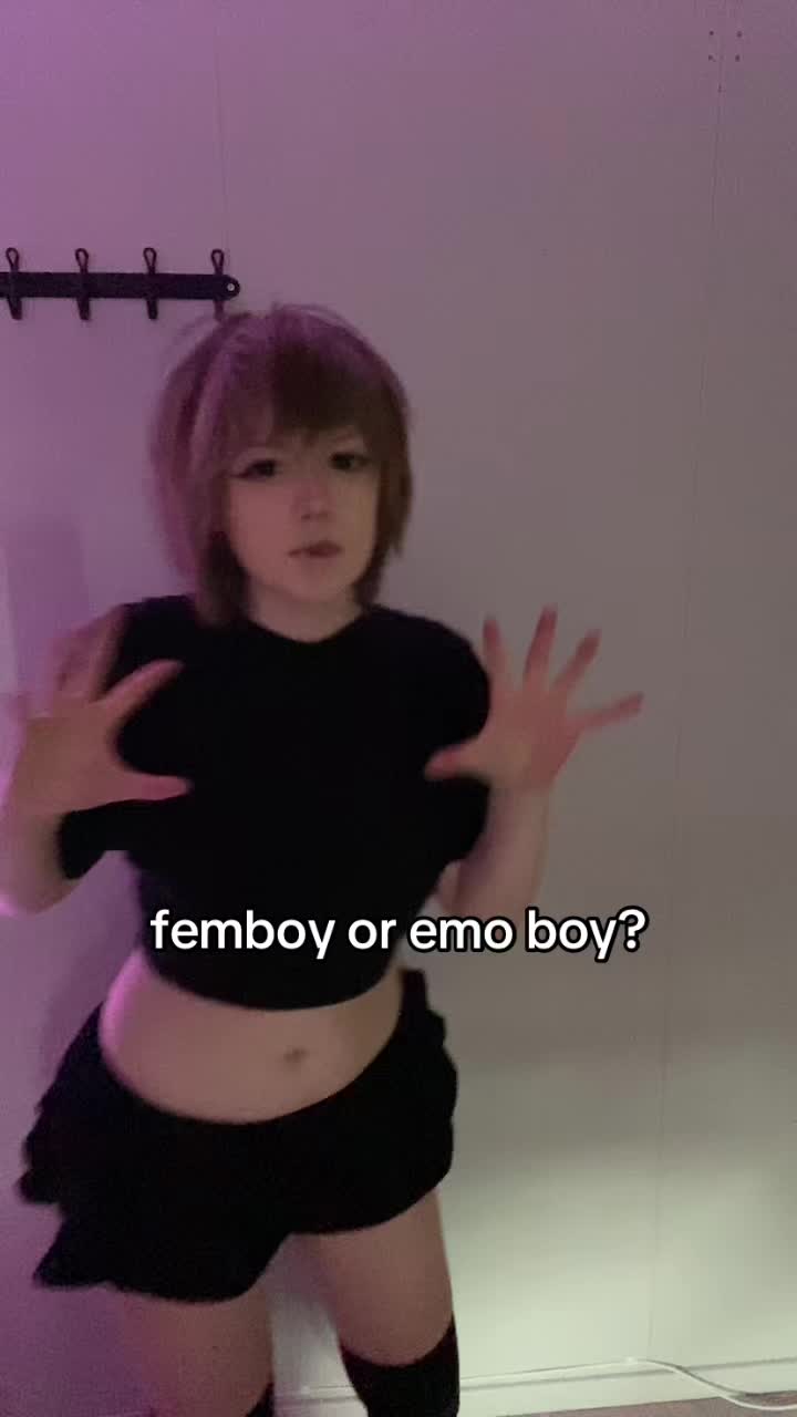 @‧₊ 𝒦𝒶𝓃𝑜 ₊‧